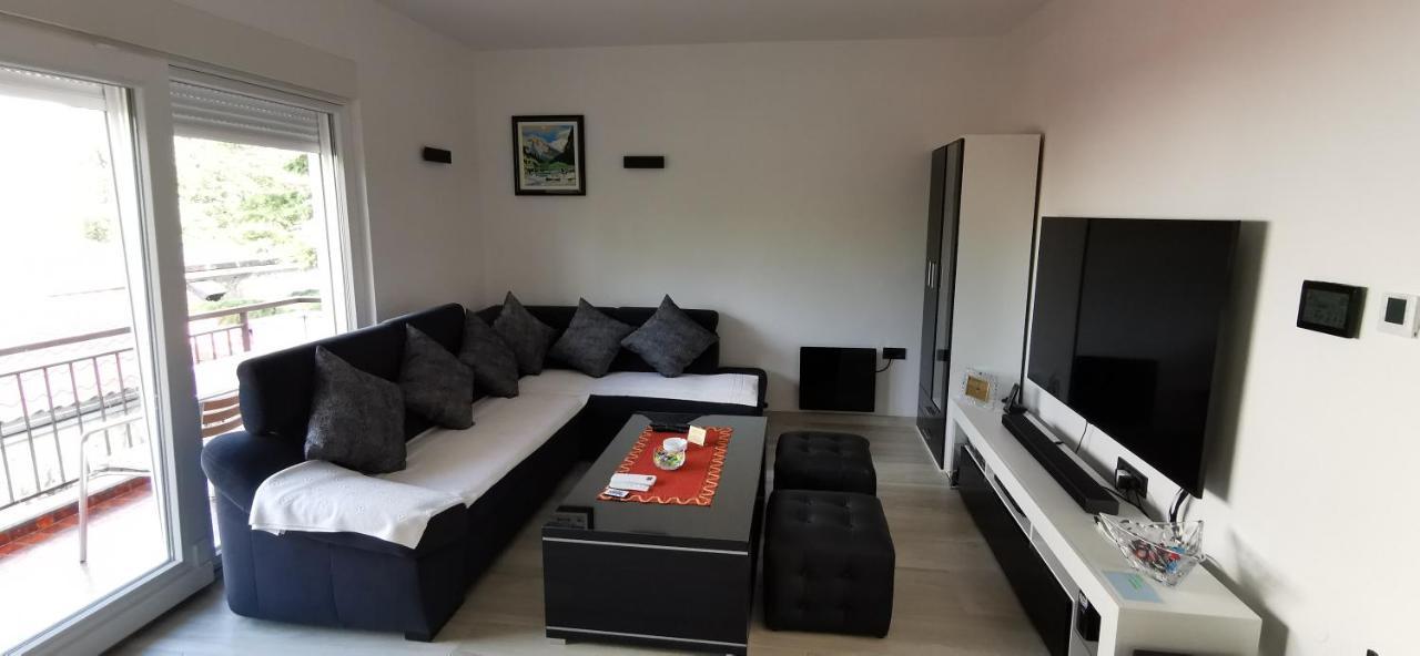 Apartman Perunika 셀스 외부 사진