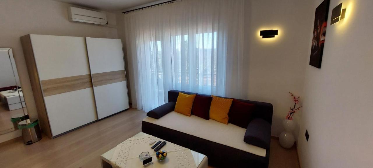 Apartman Perunika 셀스 외부 사진